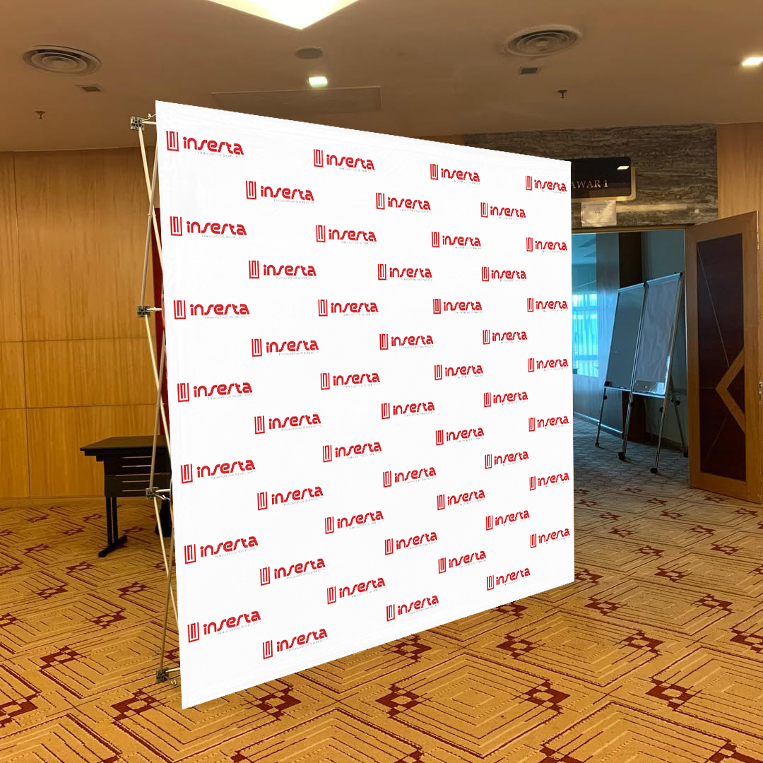 Straight Pop Up Exhibition Backdrop Stand With Printed Fabric Graphics